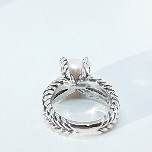 David Yurman Sterling Silver Pearl Ring - Picture 4 of 7